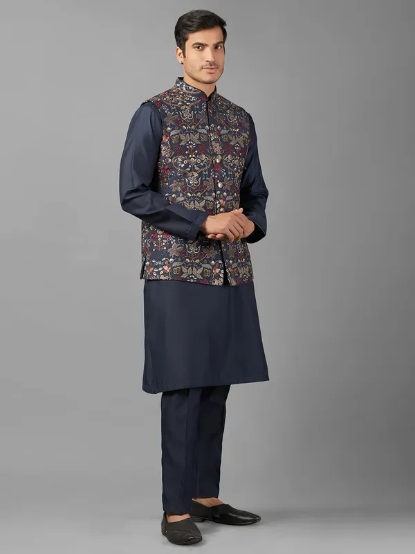 Dashing navy silk waistcoat set