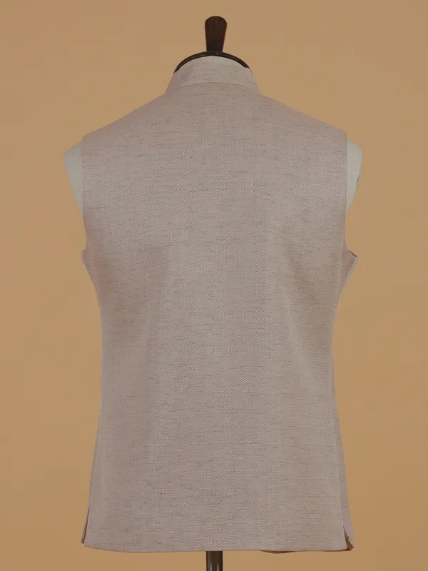 Dashing peach waistcoat in cotton