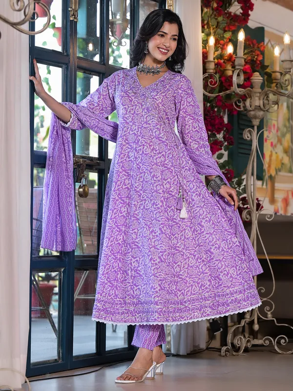 Dazzling purple cotton printed kurti set