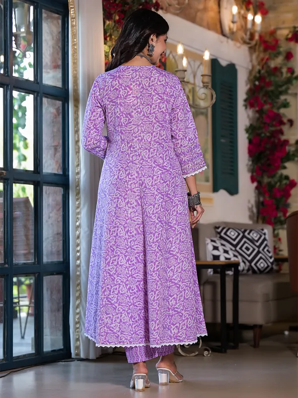 Dazzling purple cotton printed kurti set