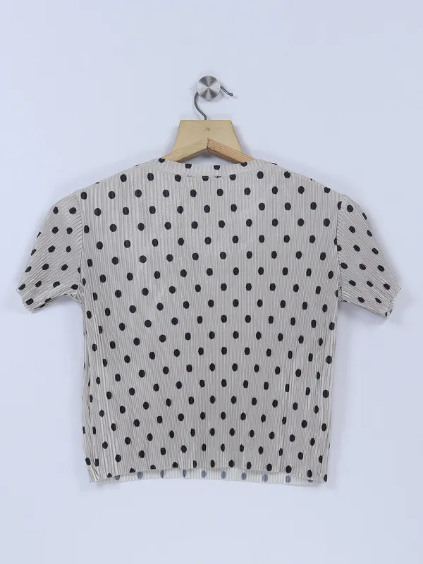 Deal beige casual lycra top in printed