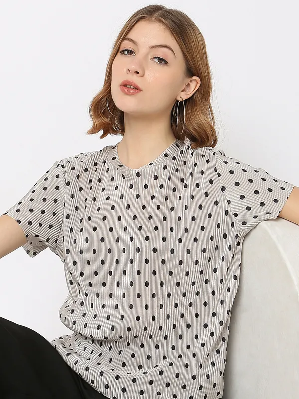 Deal beige lycra printed top