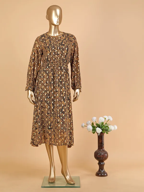 Deal black and brown printed dress