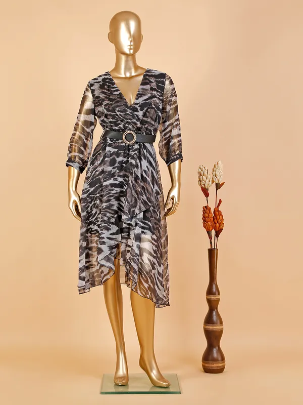 Deal black animal printed dress