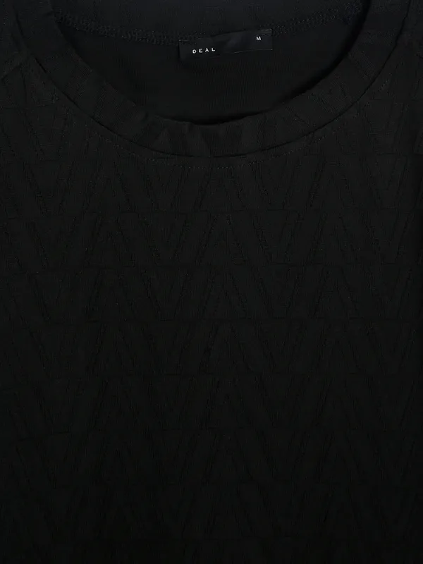 Deal black cotton half sleeves t-shirt