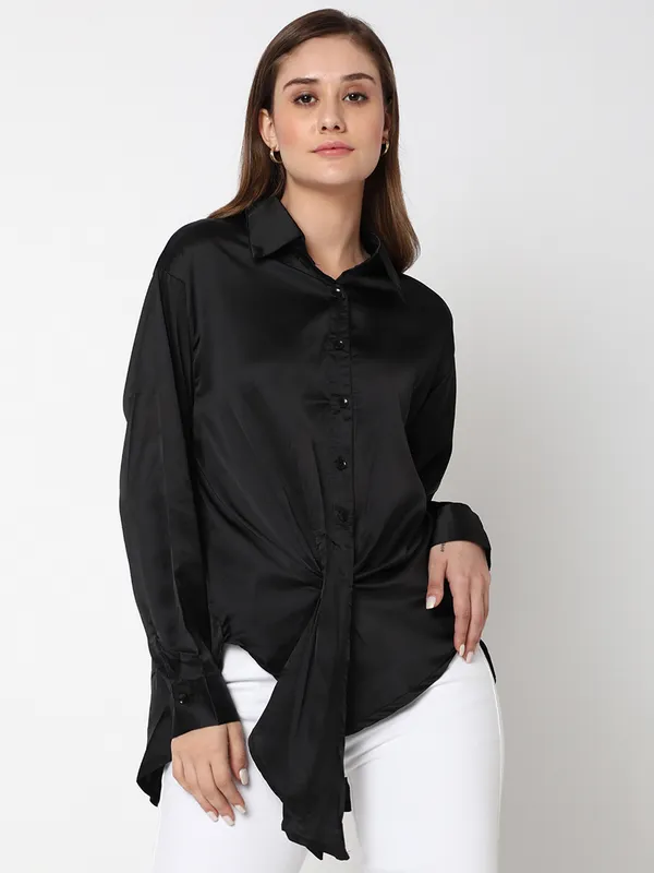 Deal black plain satin shirt