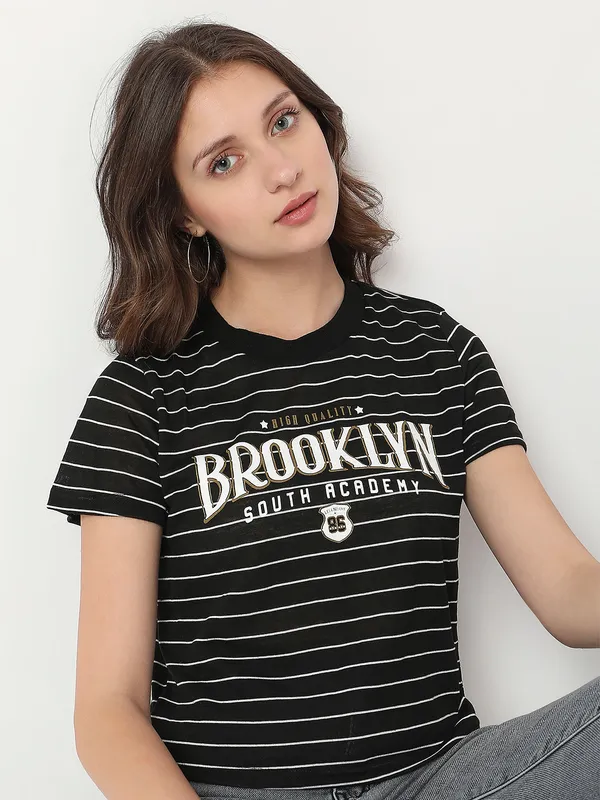Deal black printed and stripe knitted top