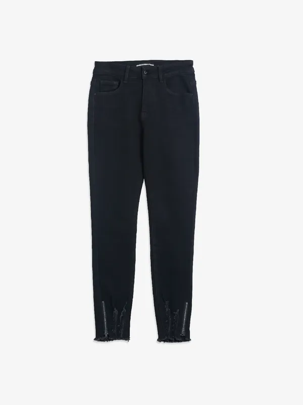 Deal black solid mom jeans