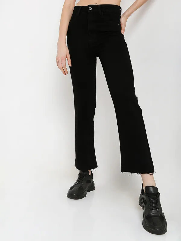 Deal black straight solid jeans