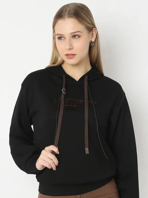 DEAL black woollen hoodie for women