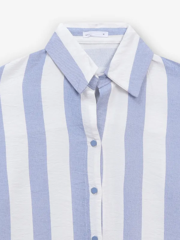 DEAL blue stripe cotton stripe crop shirt