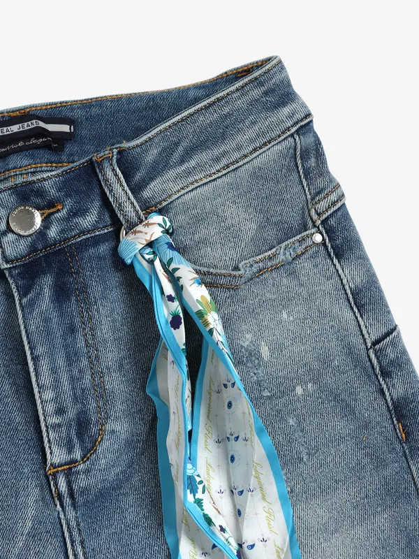 Deal blue washed and ripped jeans