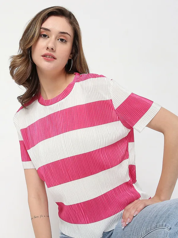 Deal coral pink and white stripe top