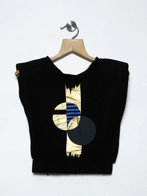 Deal cotton black printed top