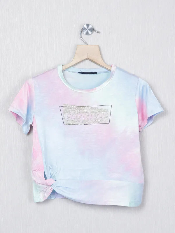 Deal cotton printed casual wear top in blue and pink