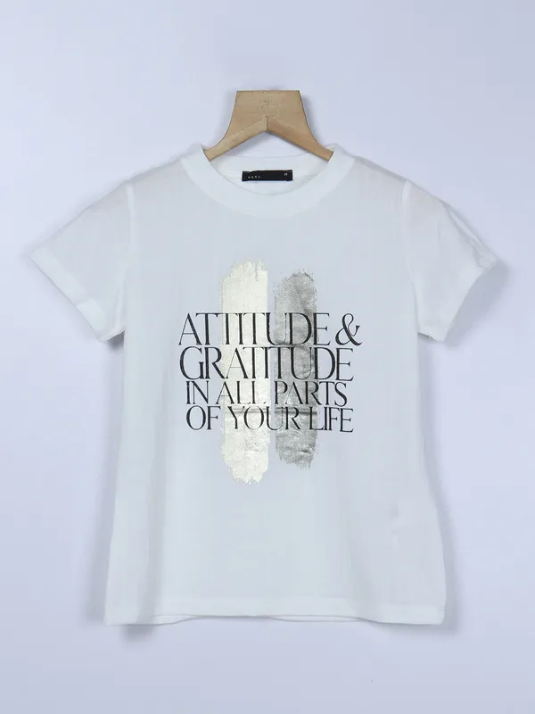 Deal cream printed knitted top