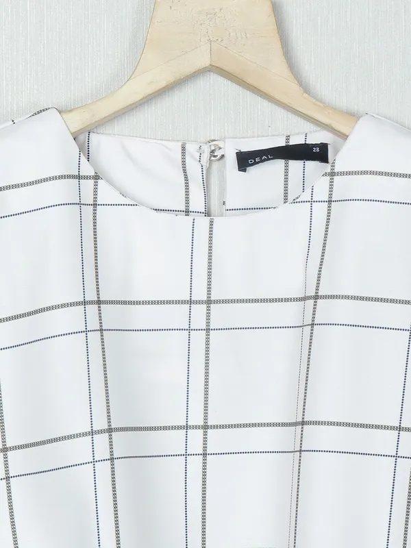 Deal georgette checks white girls casual top