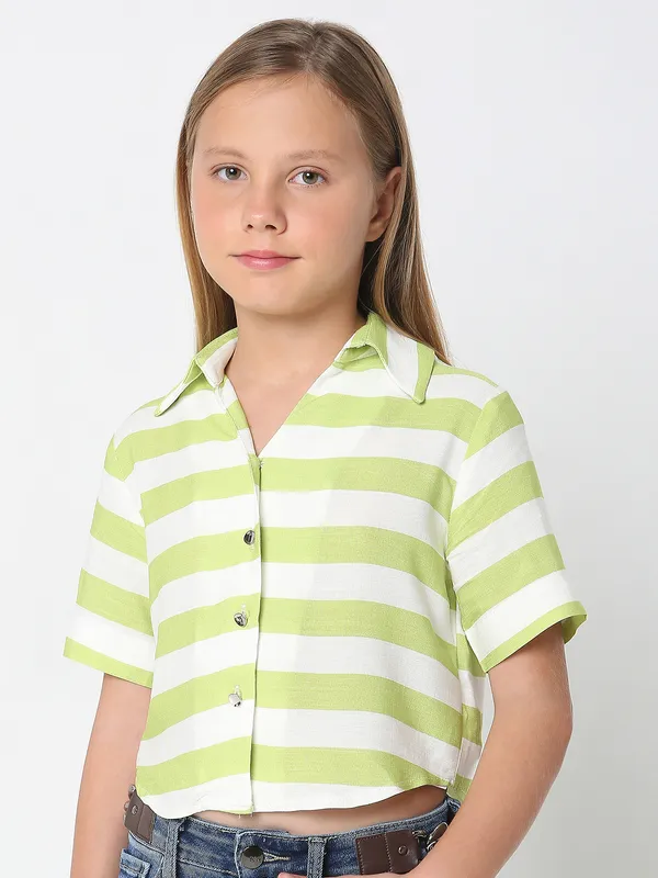 Deal green and white stripe crop shirt