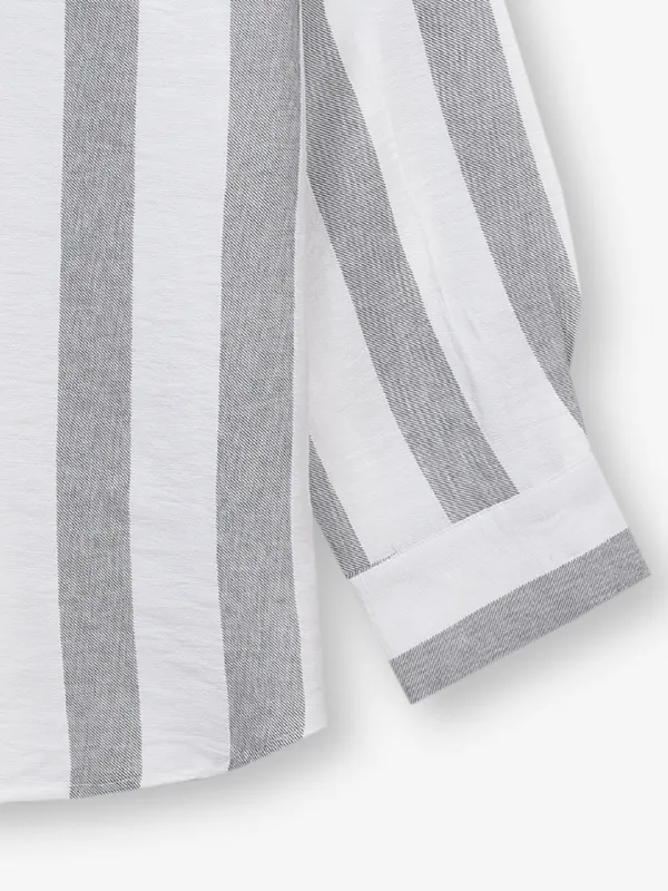DEAL grey stripe cotton crop shirt
