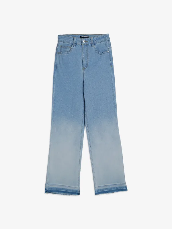 Deal light blue washed straight jeans