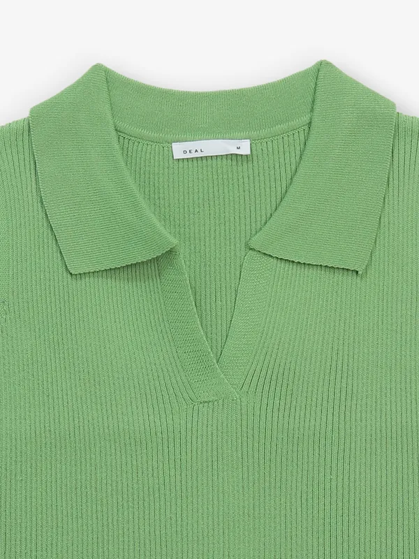 DEAL light green plain knitted crop top