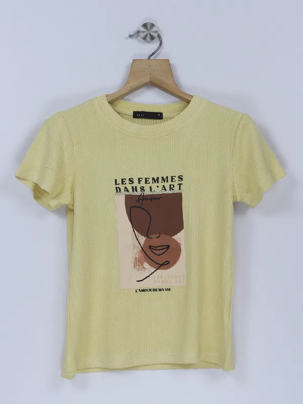 Deal light yellow printed top
