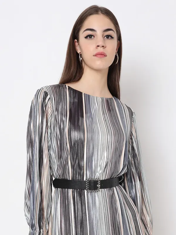 Deal multi color lycra dress