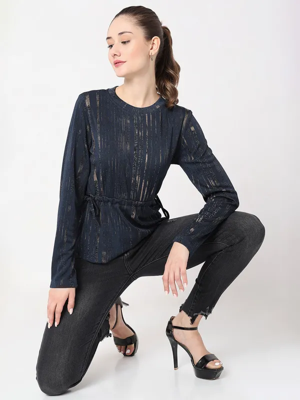 Deal navy lycra casual top