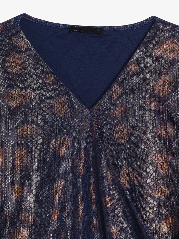 Deal navy printed lycra top