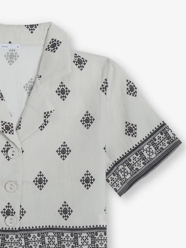DEAL off-white georgette printed crop top