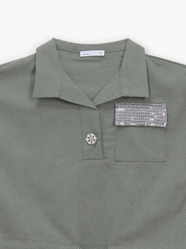 DEAL olive girls cotton top
