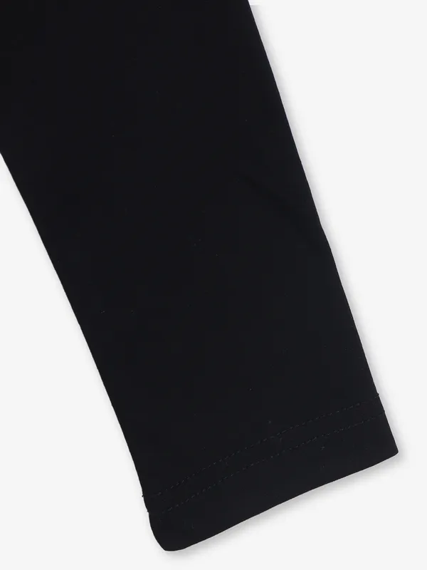 DEAL plain black cotton crop casual top