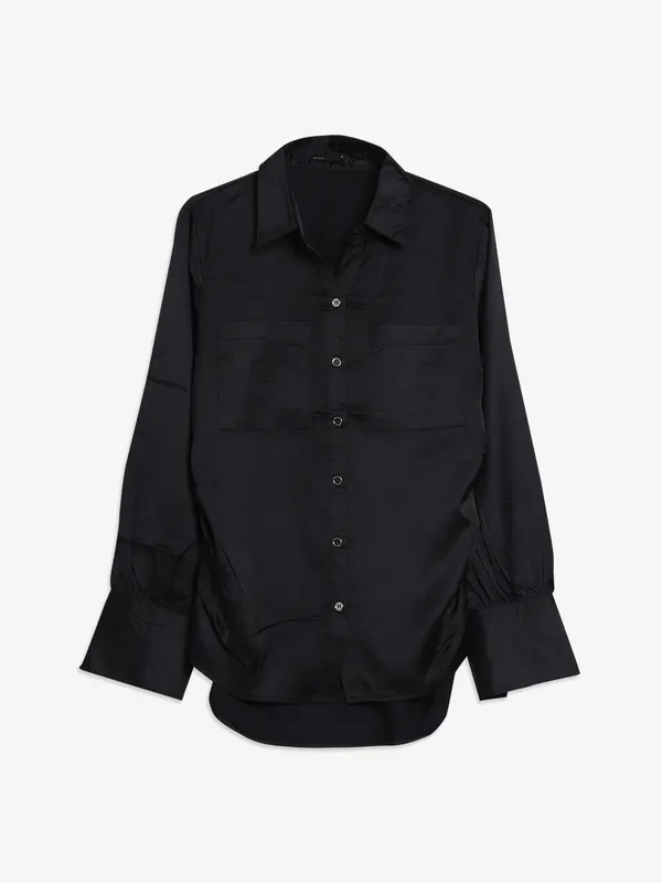 Deal satin plain black shirt