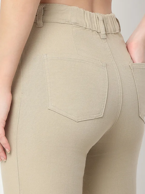 DEAL solid cream shade jeans for women