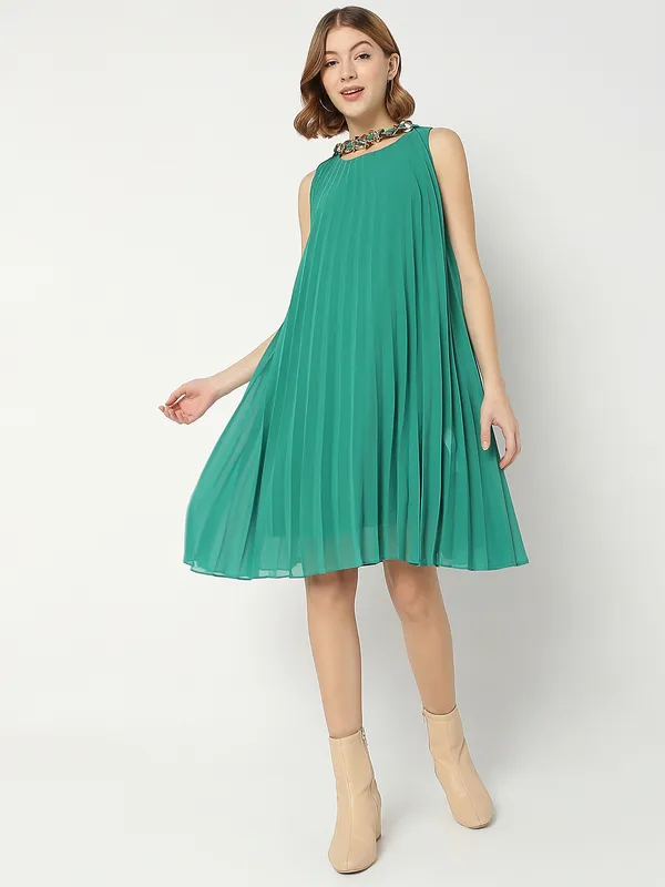 Deal teal green georgette plain dress
