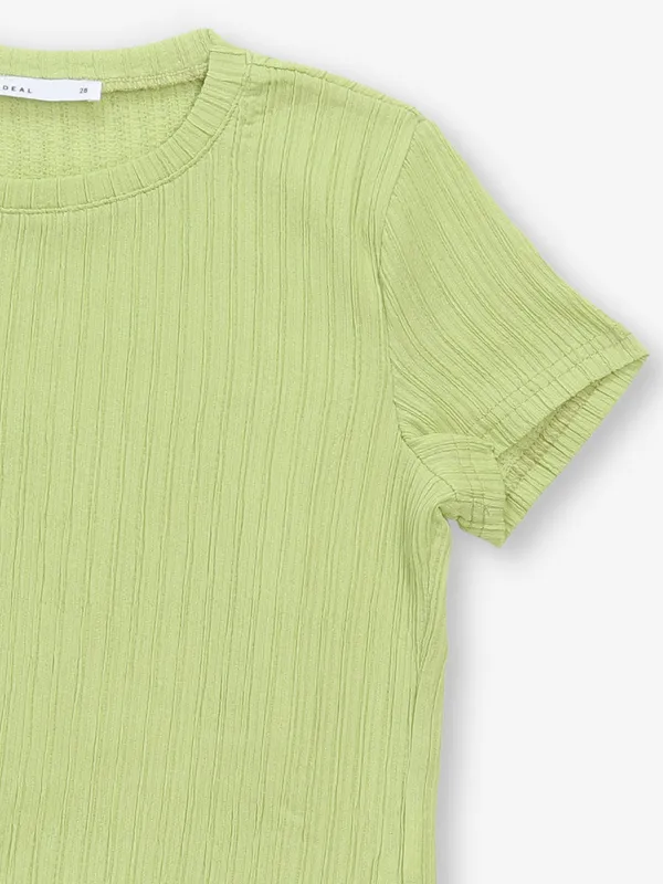 DEAL textured cotton pista green top