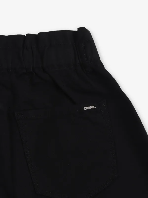 DEAL textured cotton short for women in black