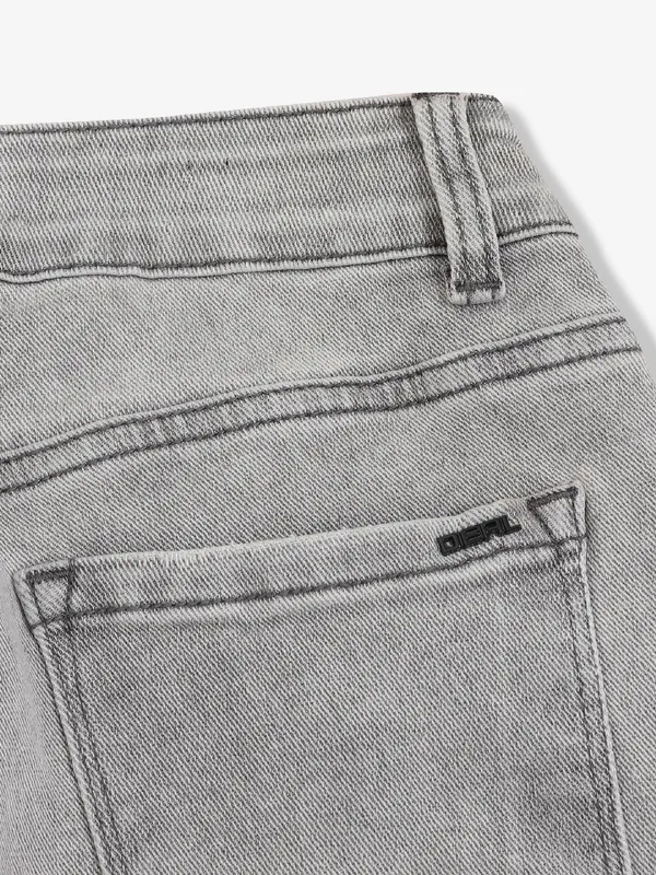 DEAL washed and ripped light grey crop jeans