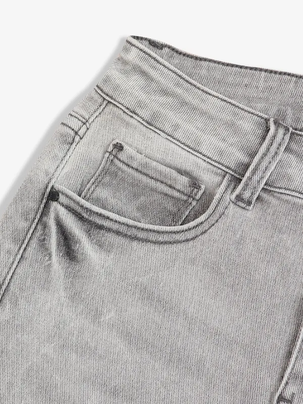 DEAL washed and ripped light grey crop jeans