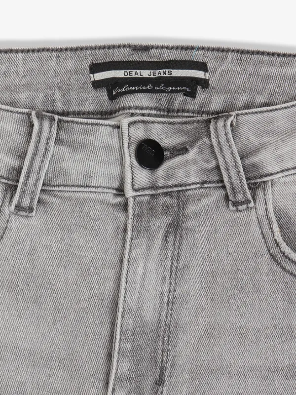 DEAL washed and ripped light grey crop jeans