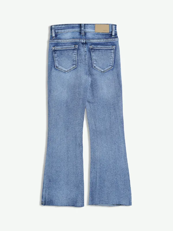 Deal washed blue jeans