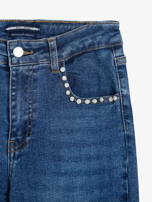 Deal washed blue mom jeans