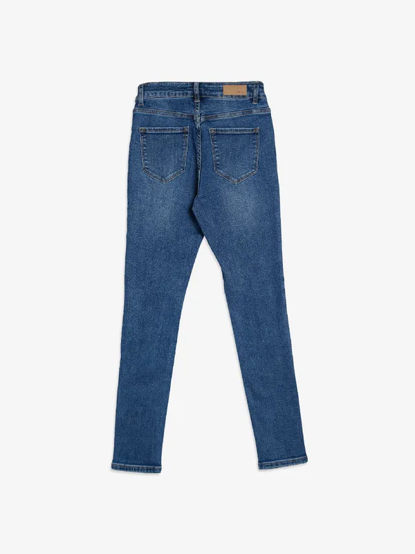 Deal washed blue mom jeans