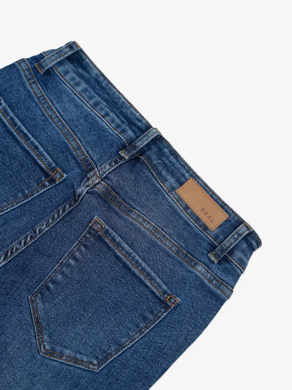 Deal washed blue mom jeans
