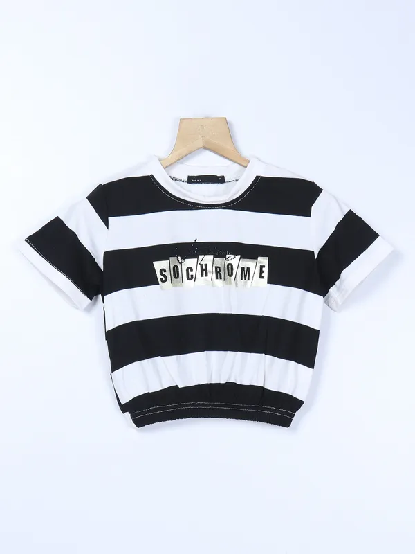 Deal white and black top in cotton