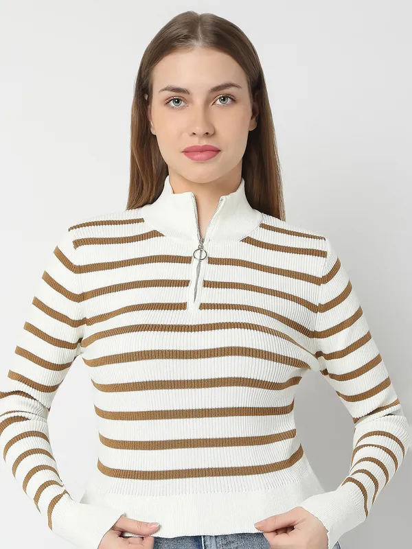 DEAL white and brown stripe knitted t-shirt