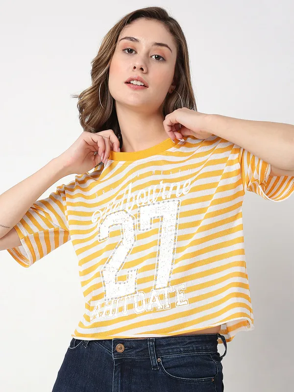 Deal white and yellow knitted top