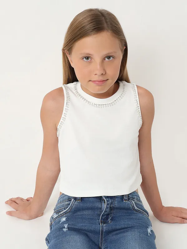 DEAL white cotton plain top