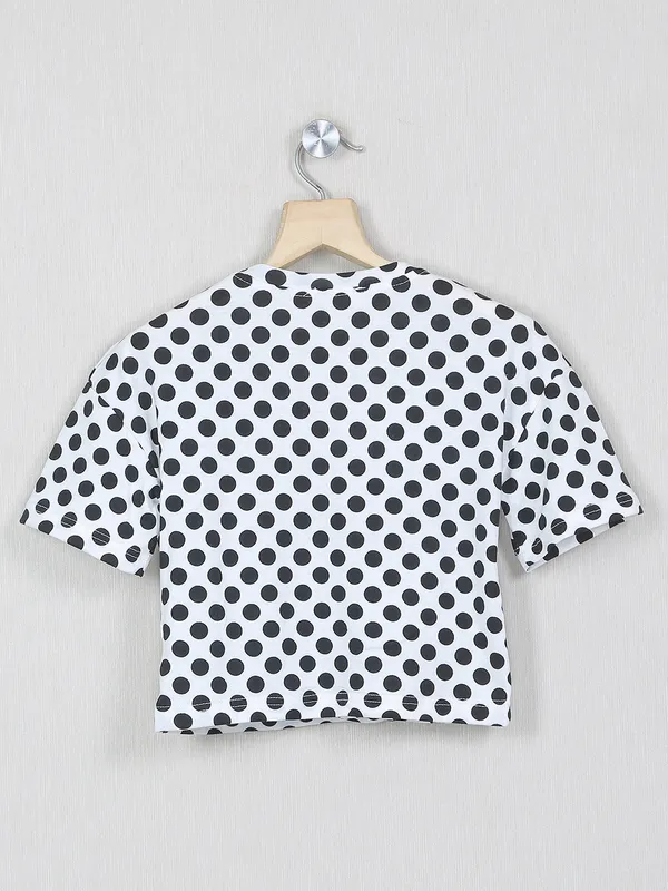 Deal white hued printed casual girls top