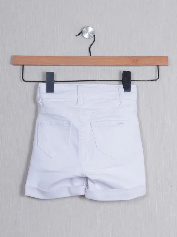 Deal white plain denim girls shorts